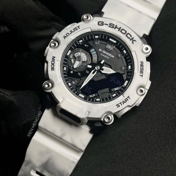 CASIO G-SHOCK ANALOG-DIGITAL GA-2200GC-7A